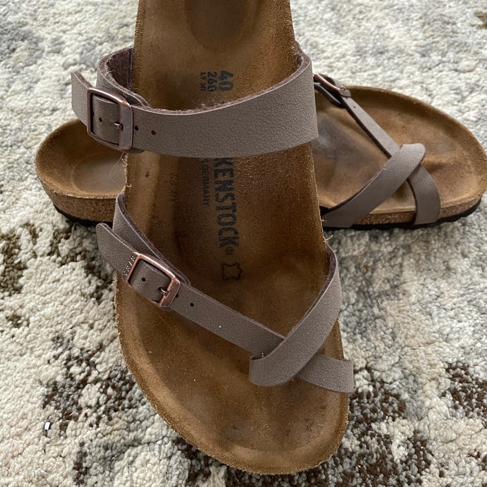 Classic Birkenstock Thong sandal
